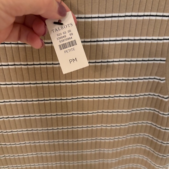 Talbots sleeveless Shirt - Picture 2 of 2